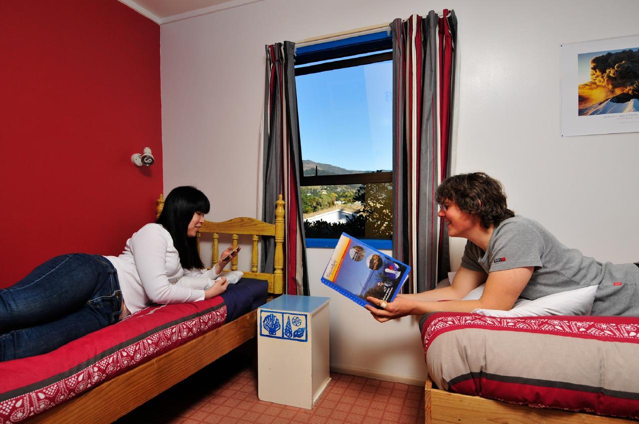 Tasman Bay Backpackers Hostel Nelson Bagian luar foto